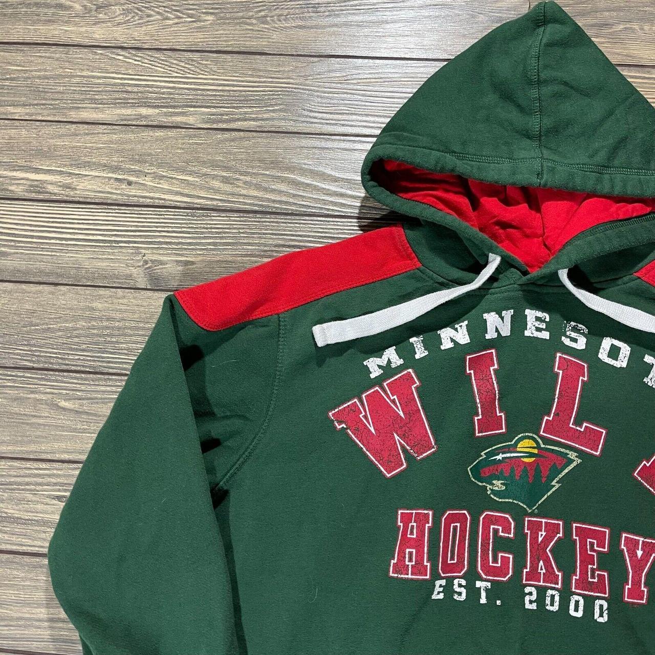 Wild Men's Red and Green Hoodie (2)