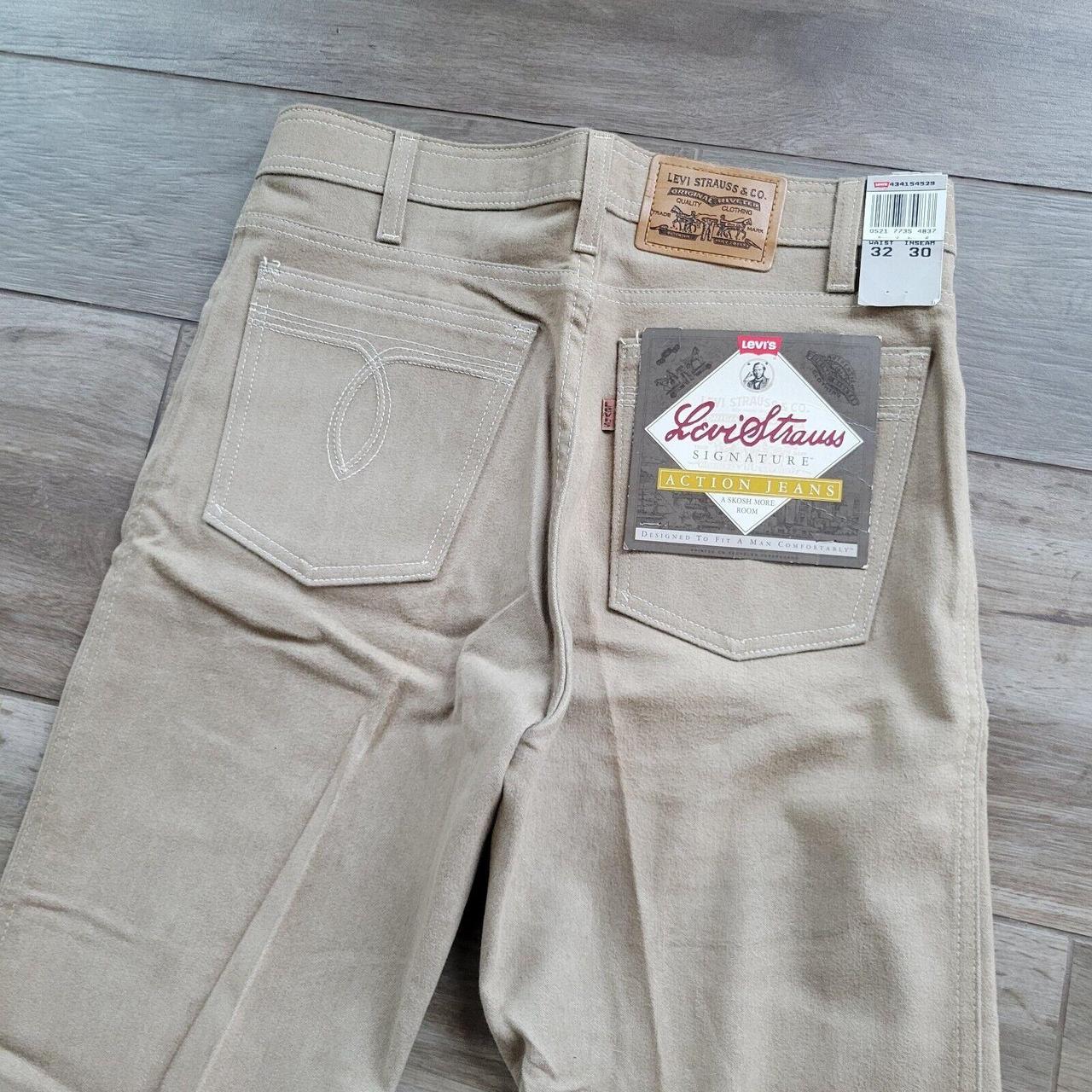 Levi's Men's Tan | Depop