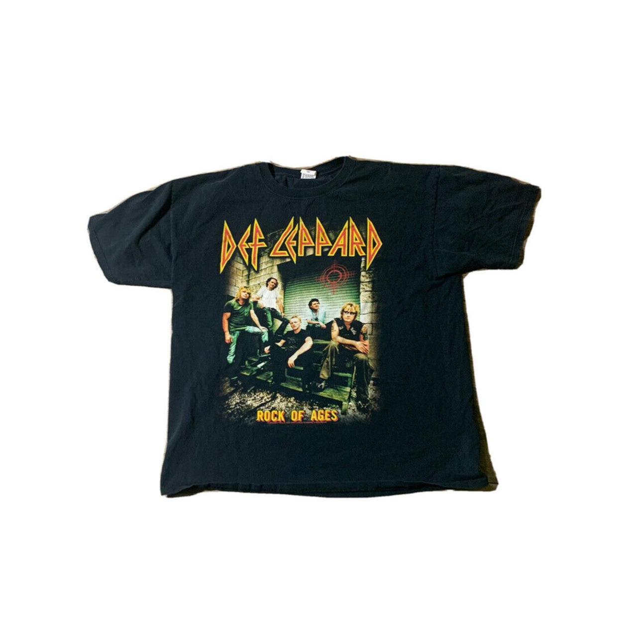 Def Leppard Rock Of Ages 2005 Mens Double Sided T... - Depop