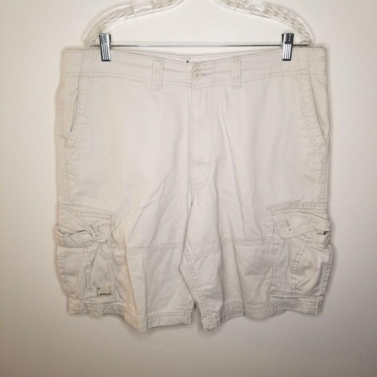 Levi's Men's Khaki and White Shorts | Depop