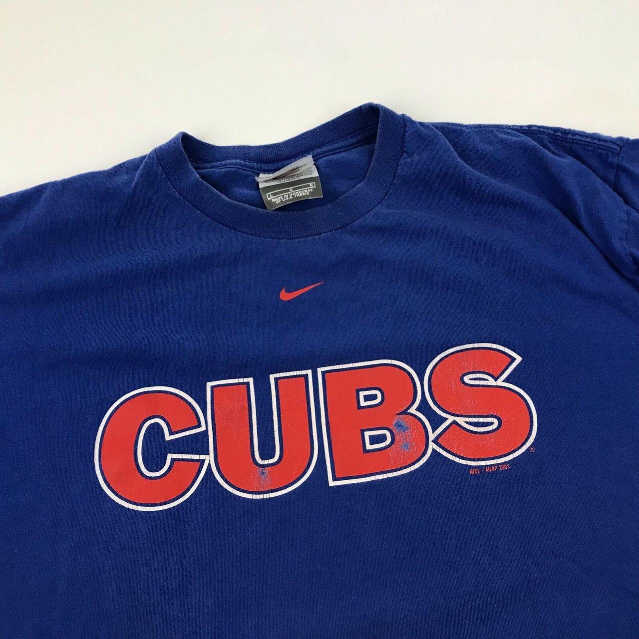 Vintage Chicago Cubs Tee hard to find item, red - Depop