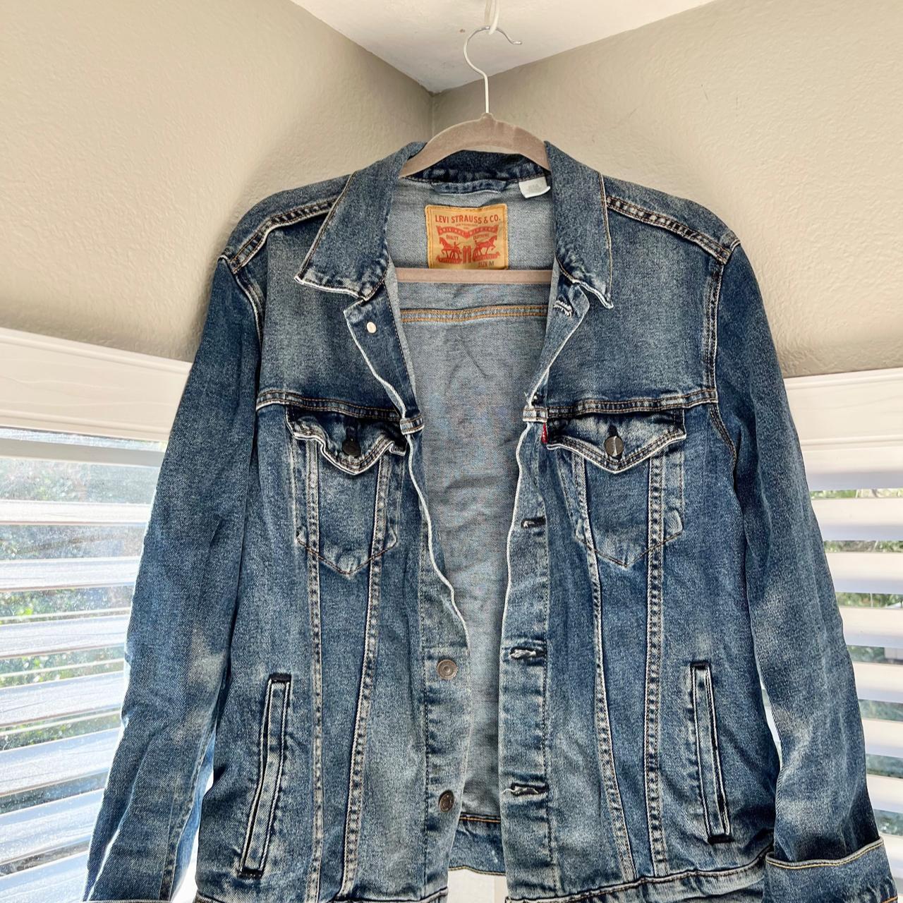 Levi's Oversized Jean Jacket Size Medium with soft... Depop