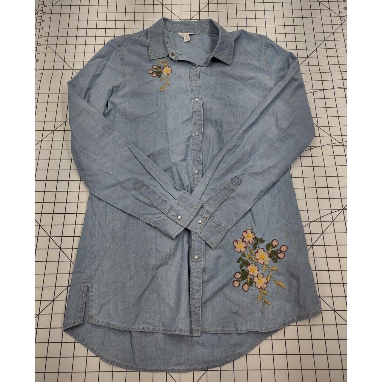 Cato Women's Tshirt Depop