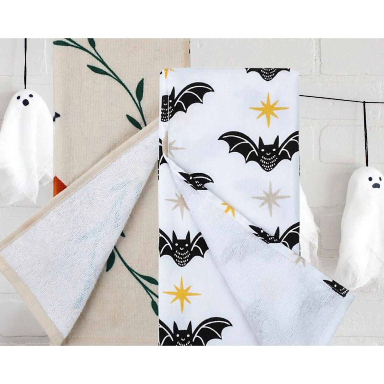 Hand Towel Set Halloween Bat & Pumpkin Cat Item is... Depop