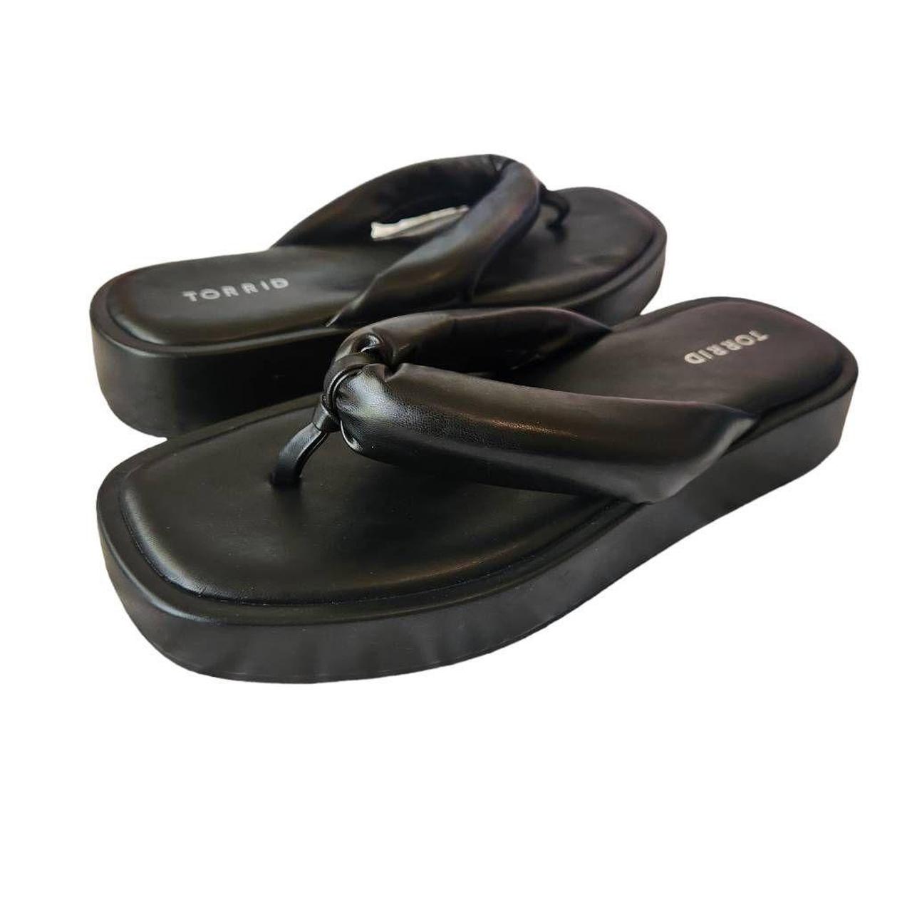 Torrid sale flip flops