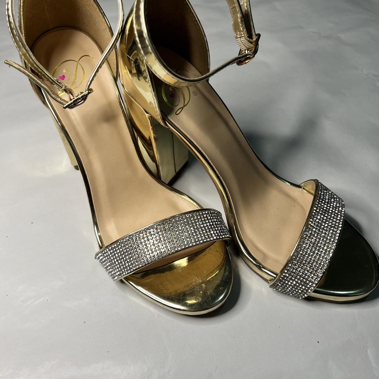 Gold shop heels very