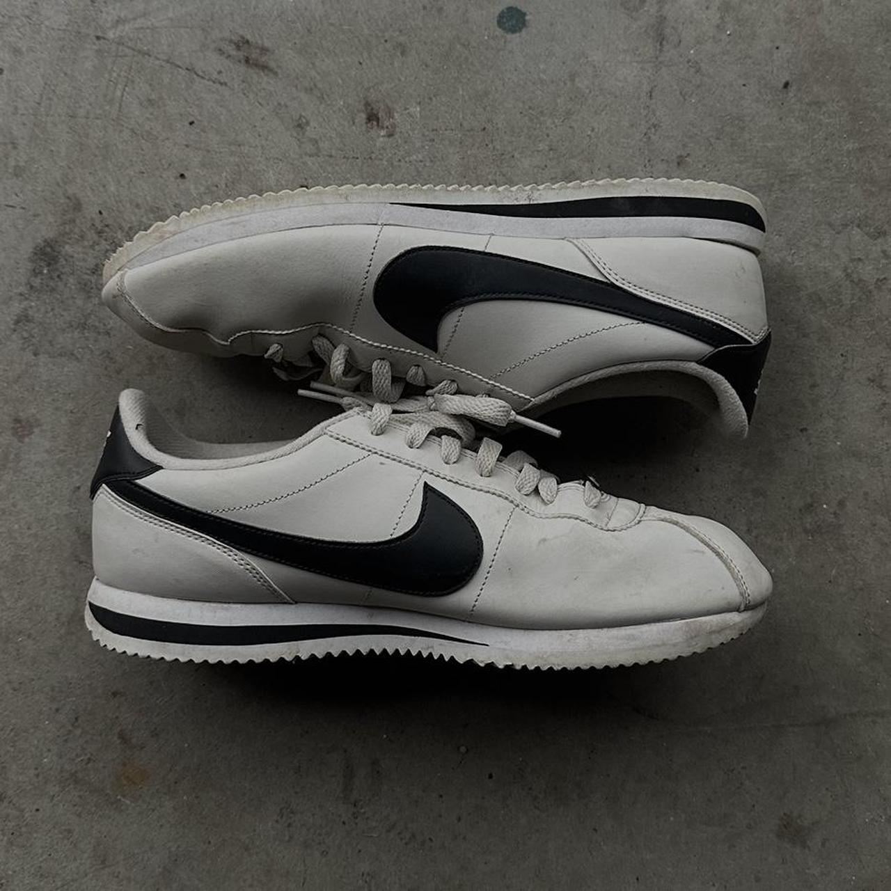 mens nike cortez black and white