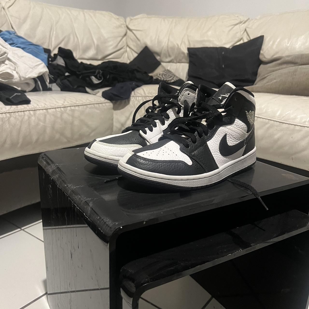 mens black and white jordans