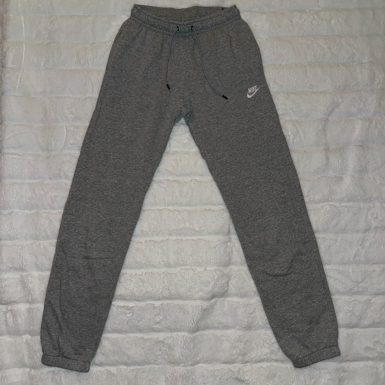 womens nike grey sweatpants