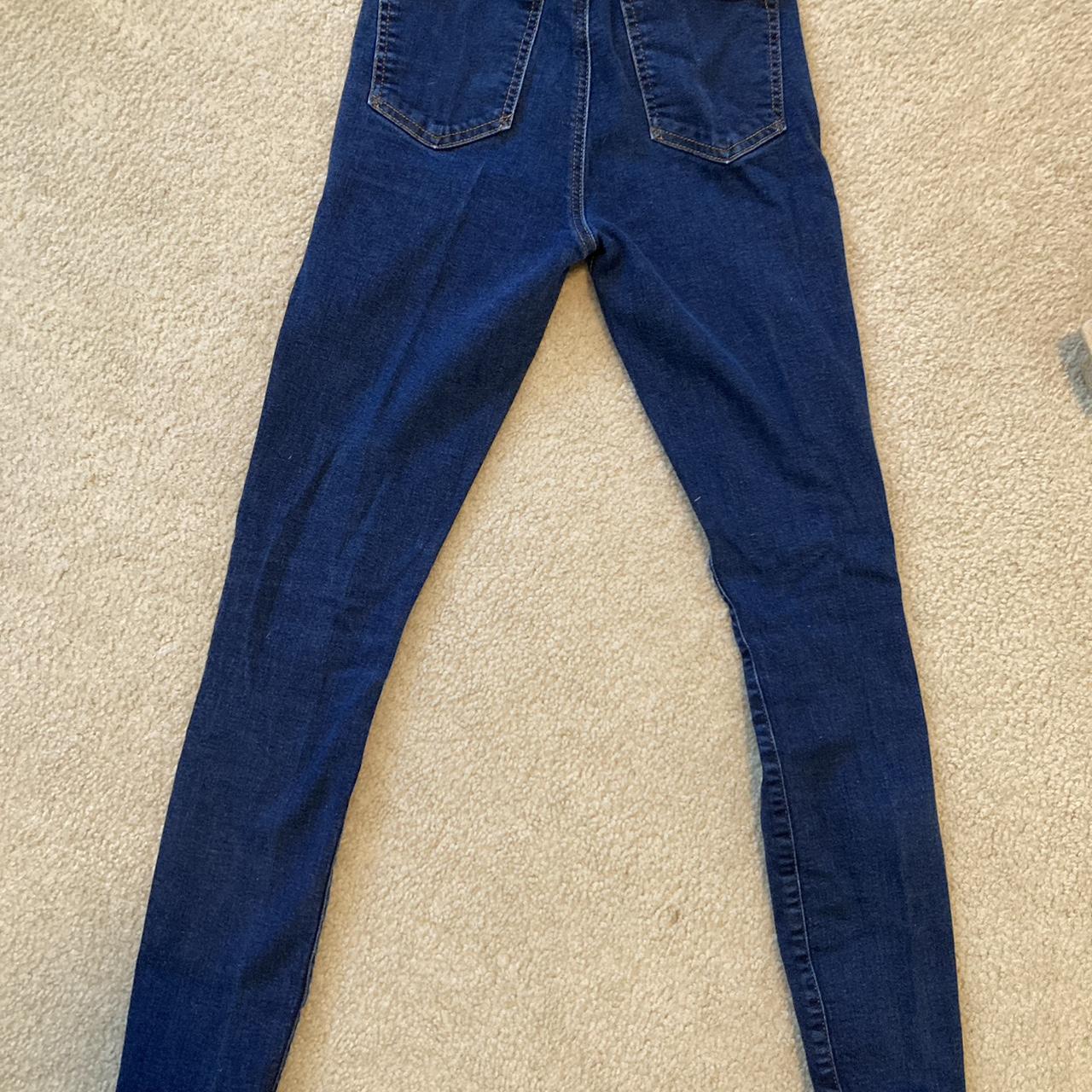 GAP denim True Skinny jeans, Rinsed. Size 2/26... - Depop