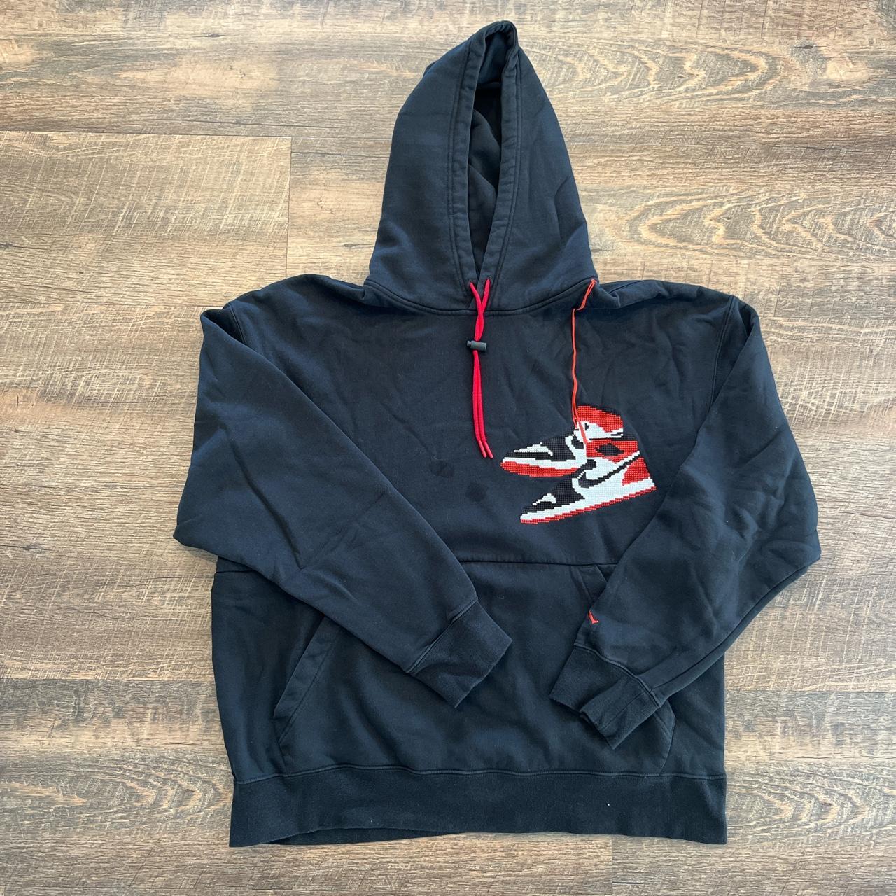 Jordan on sale hoodie small