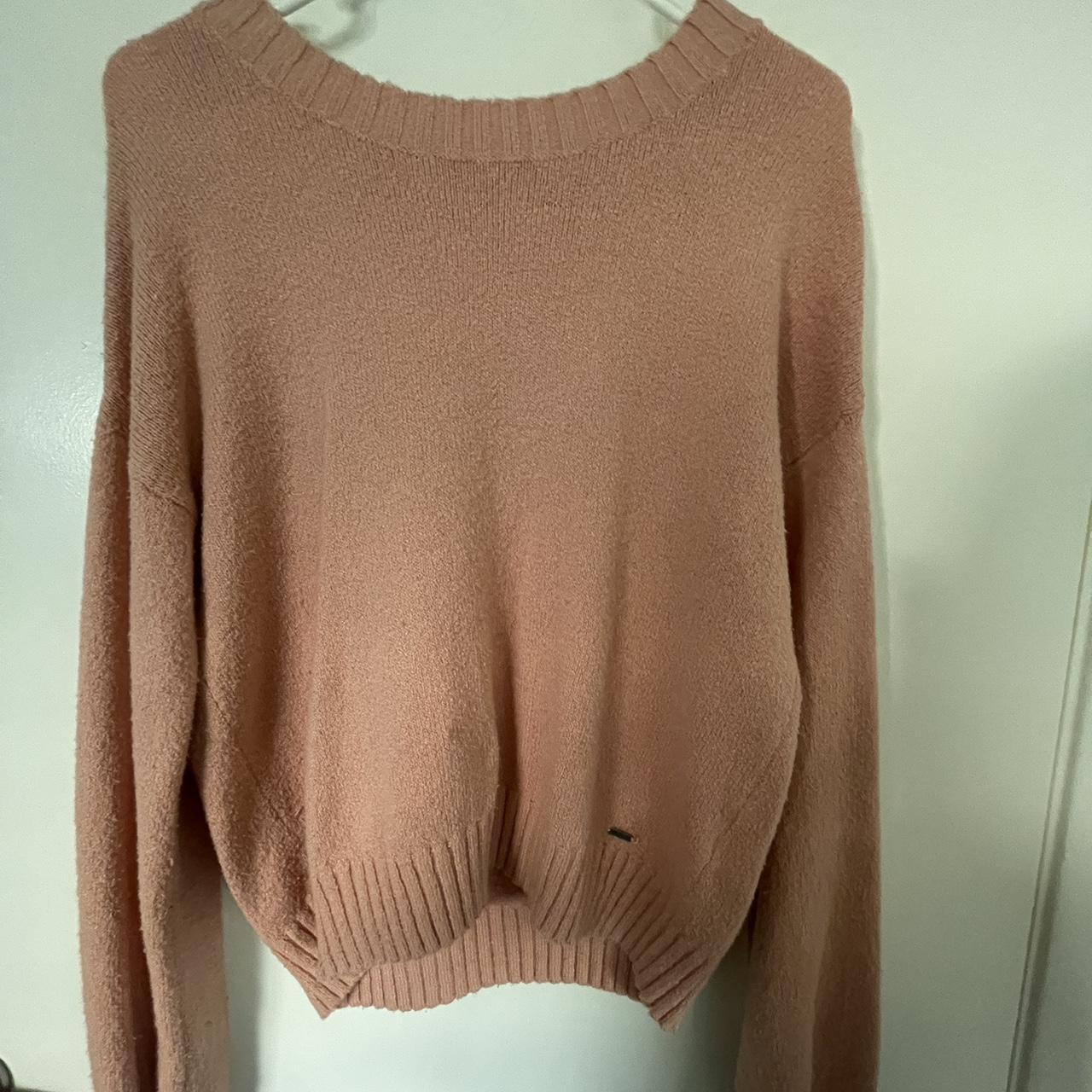 light pink knit sweater perfect for winter! in great... Depop