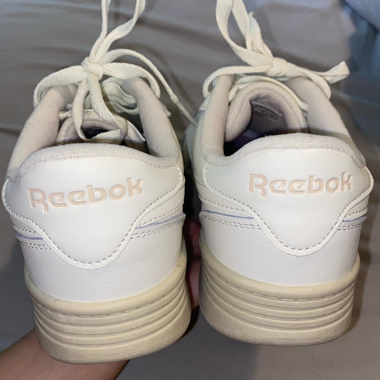 Size (50) Medium Vintage 1998-2005 Reebok Charles - Depop