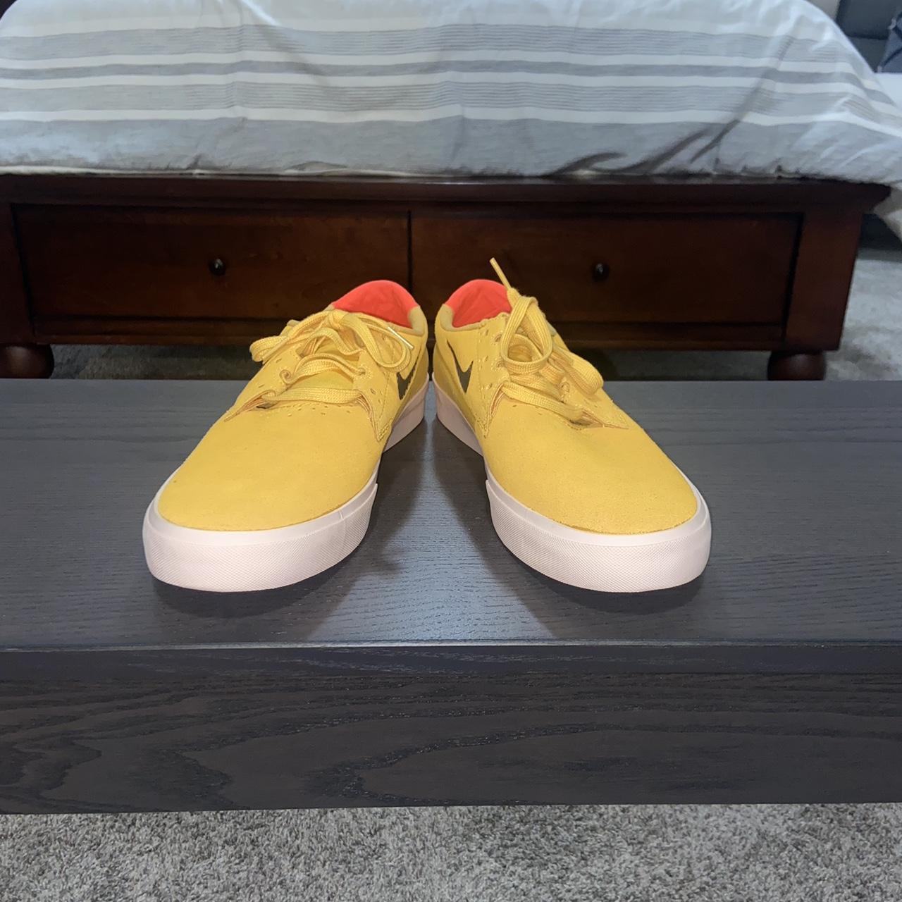 mens nike sb size 12