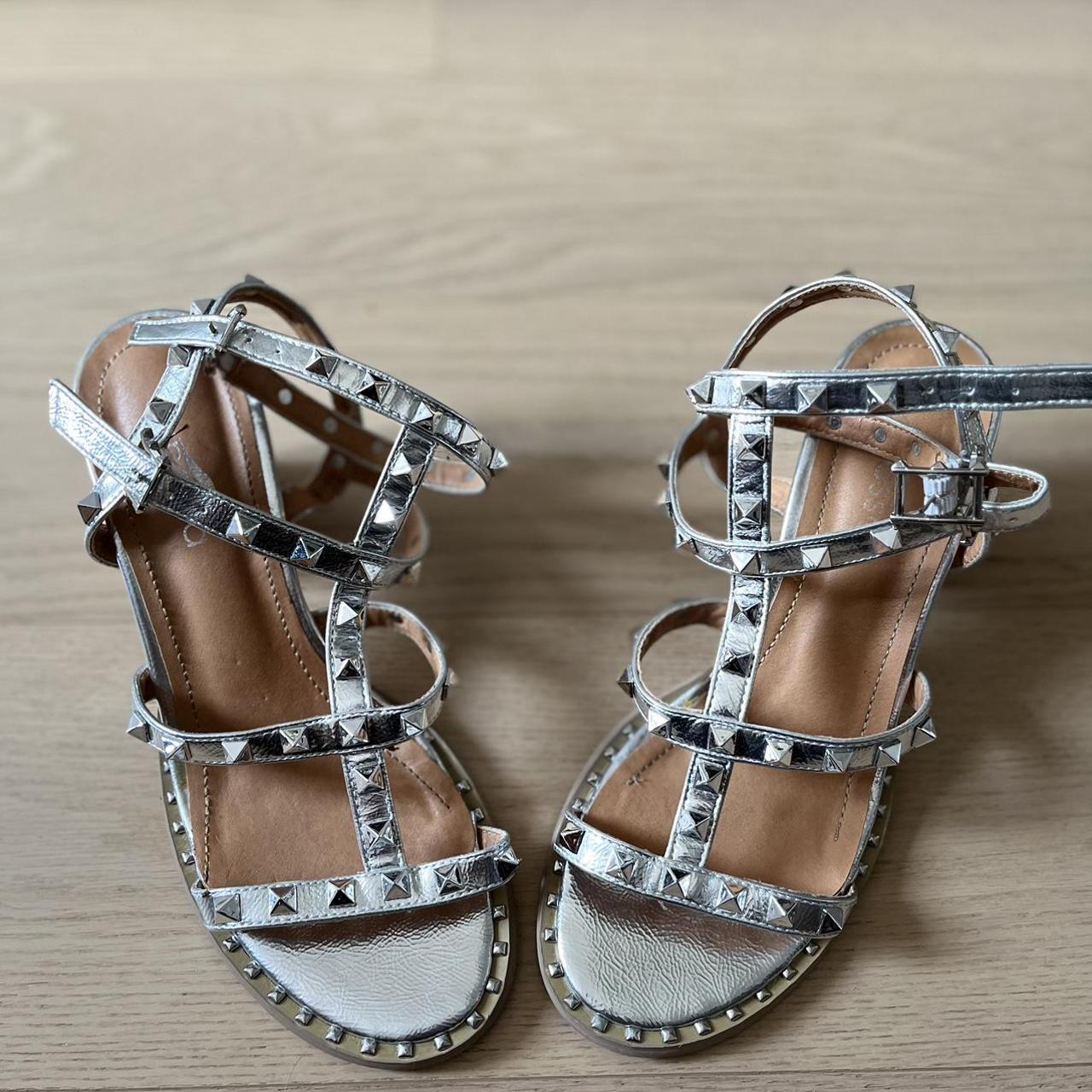 Silver rockstuds sandals Sandali con borchie... Depop