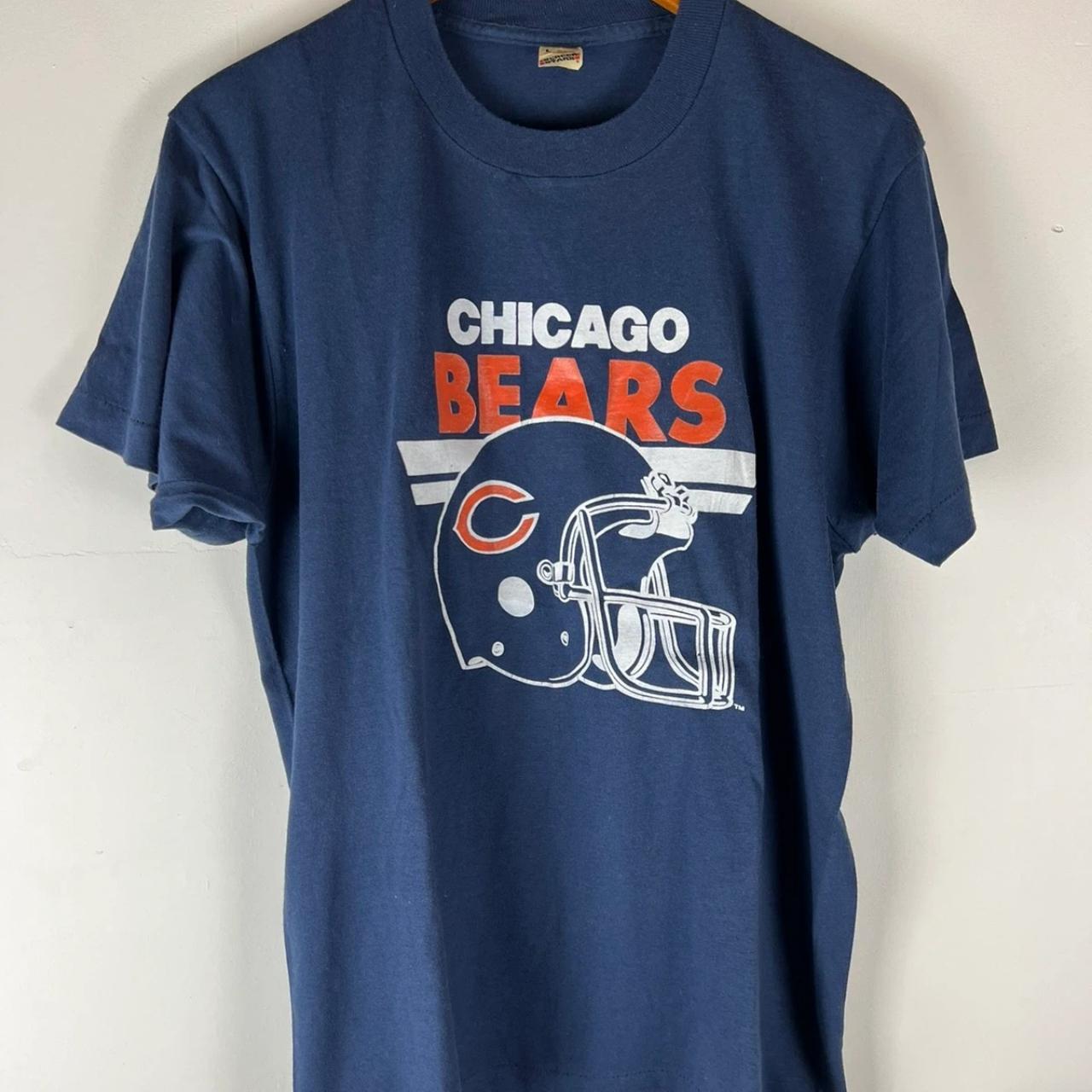 Vintage Chicago Bears NFL T-shirt. Tagged as a medium