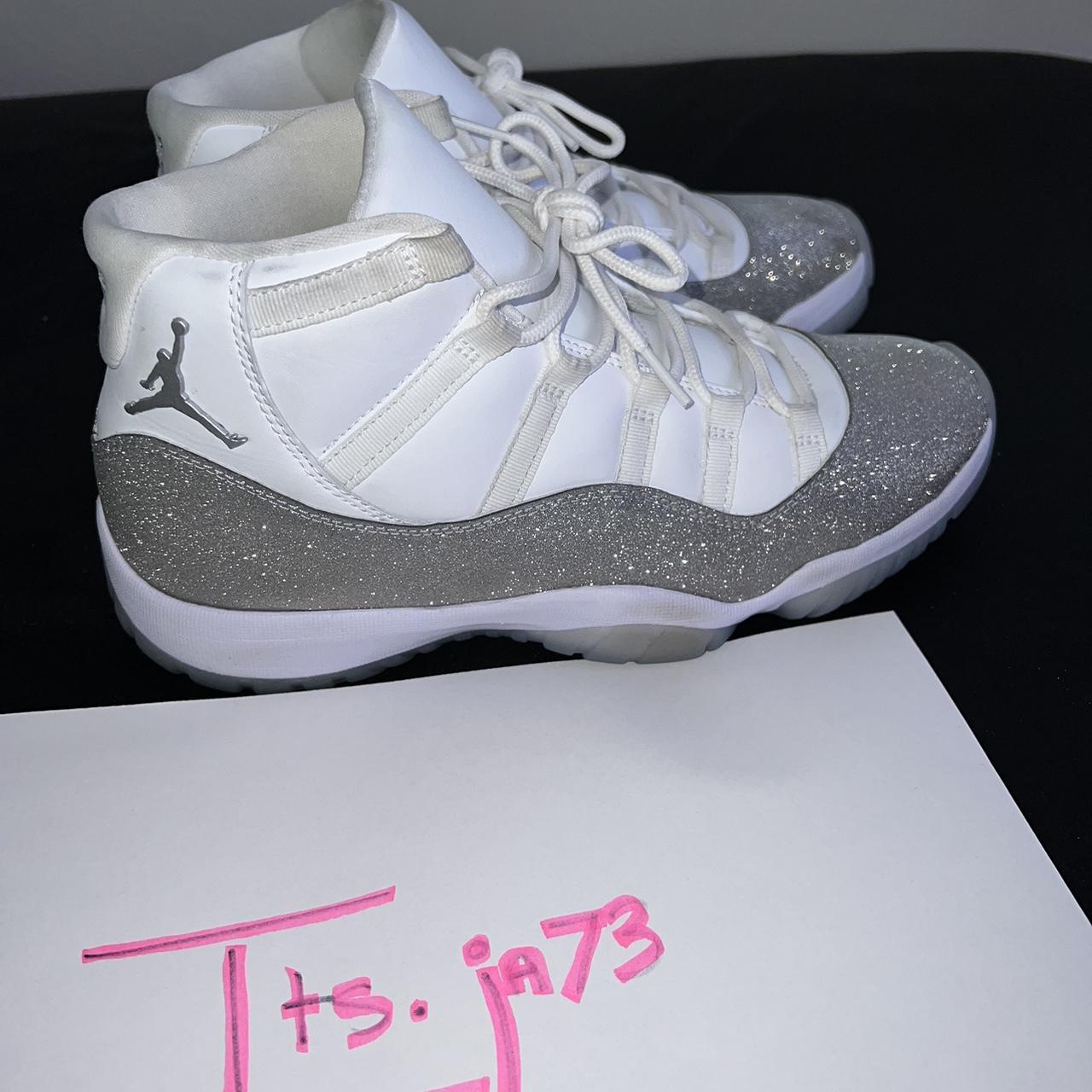 womens air jordan 11 retro metallic silver
