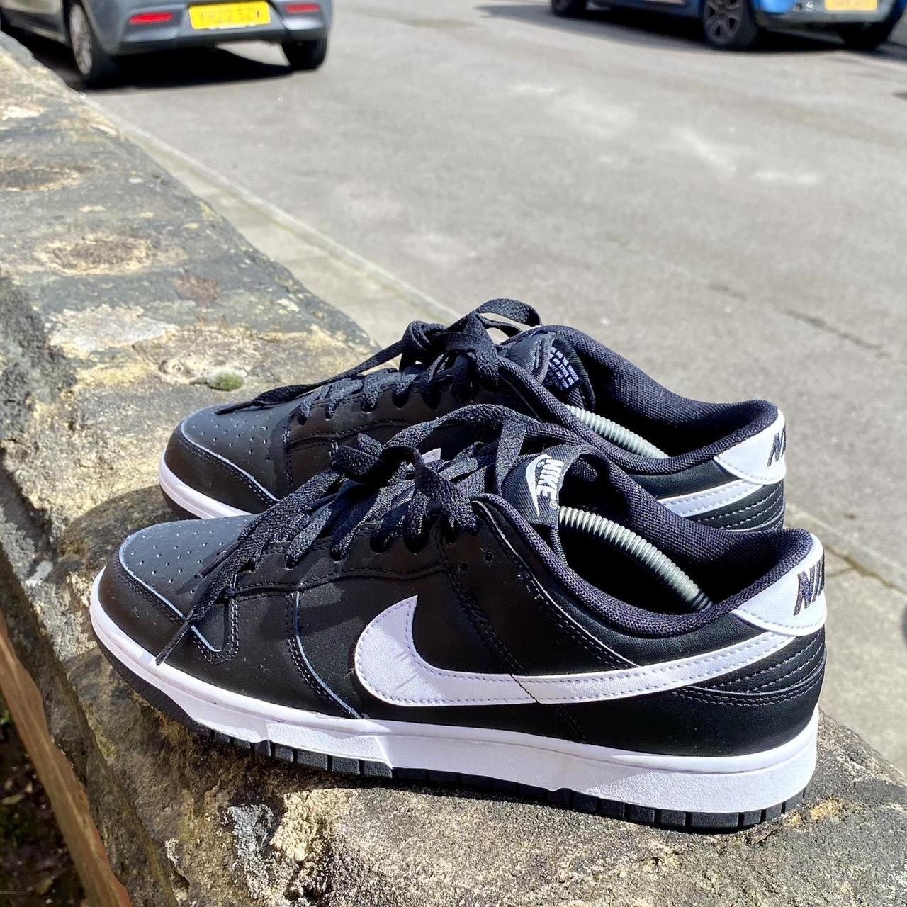 black and white dunks size 9