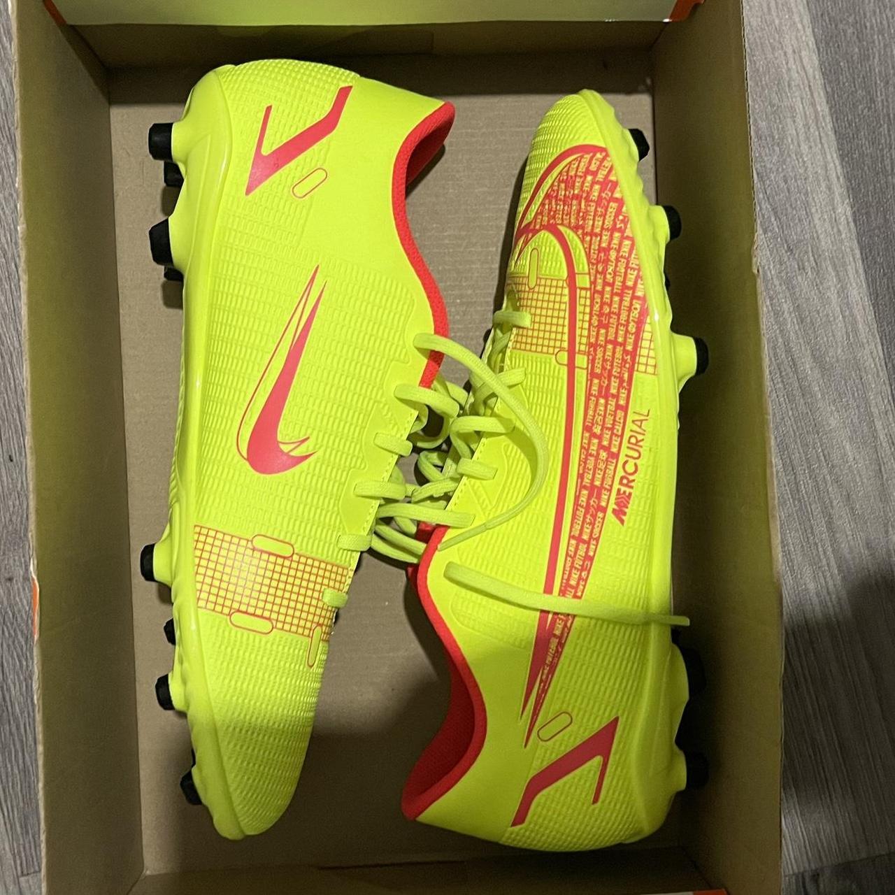 nike size 14 football boots