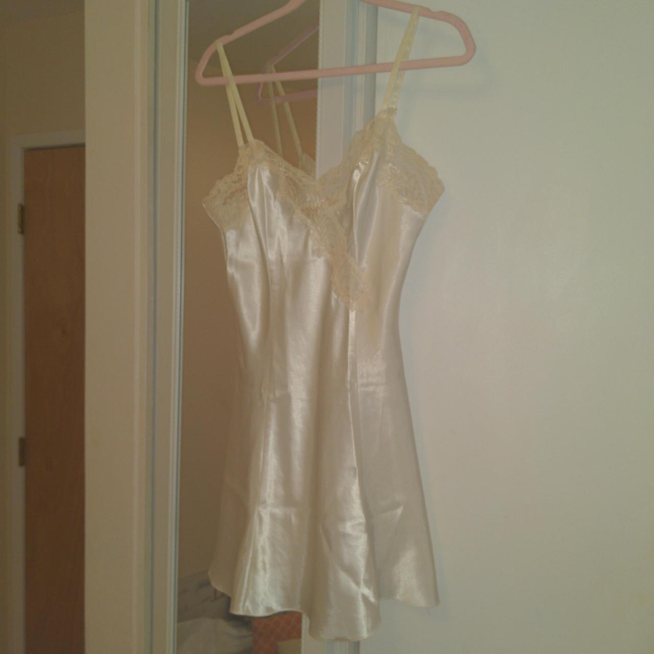 Vintage victoria's cheap secret nightgown