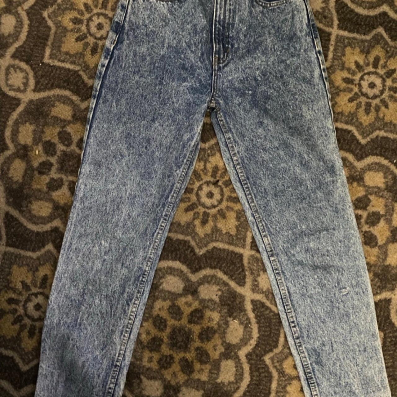 American apparel Jeans in size 27.Super cute wash... - Depop