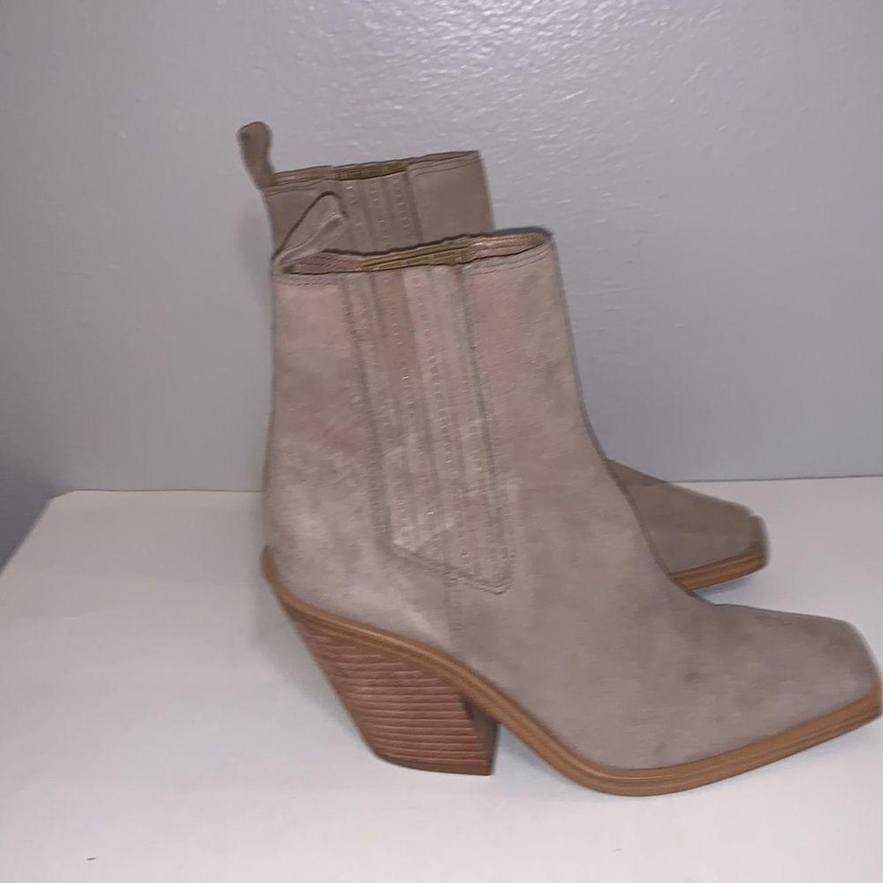 Vince Camuto Women's Boots (4)