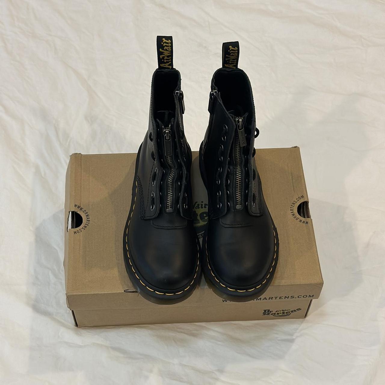 dr martens cassidy