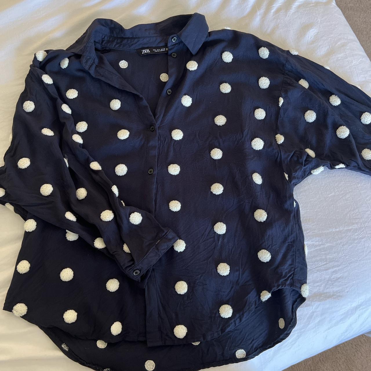 Zara Women's White and Navy Blouse
