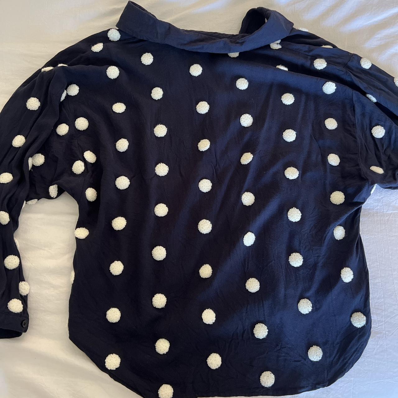 Zara Women's White and Navy Blouse (2)