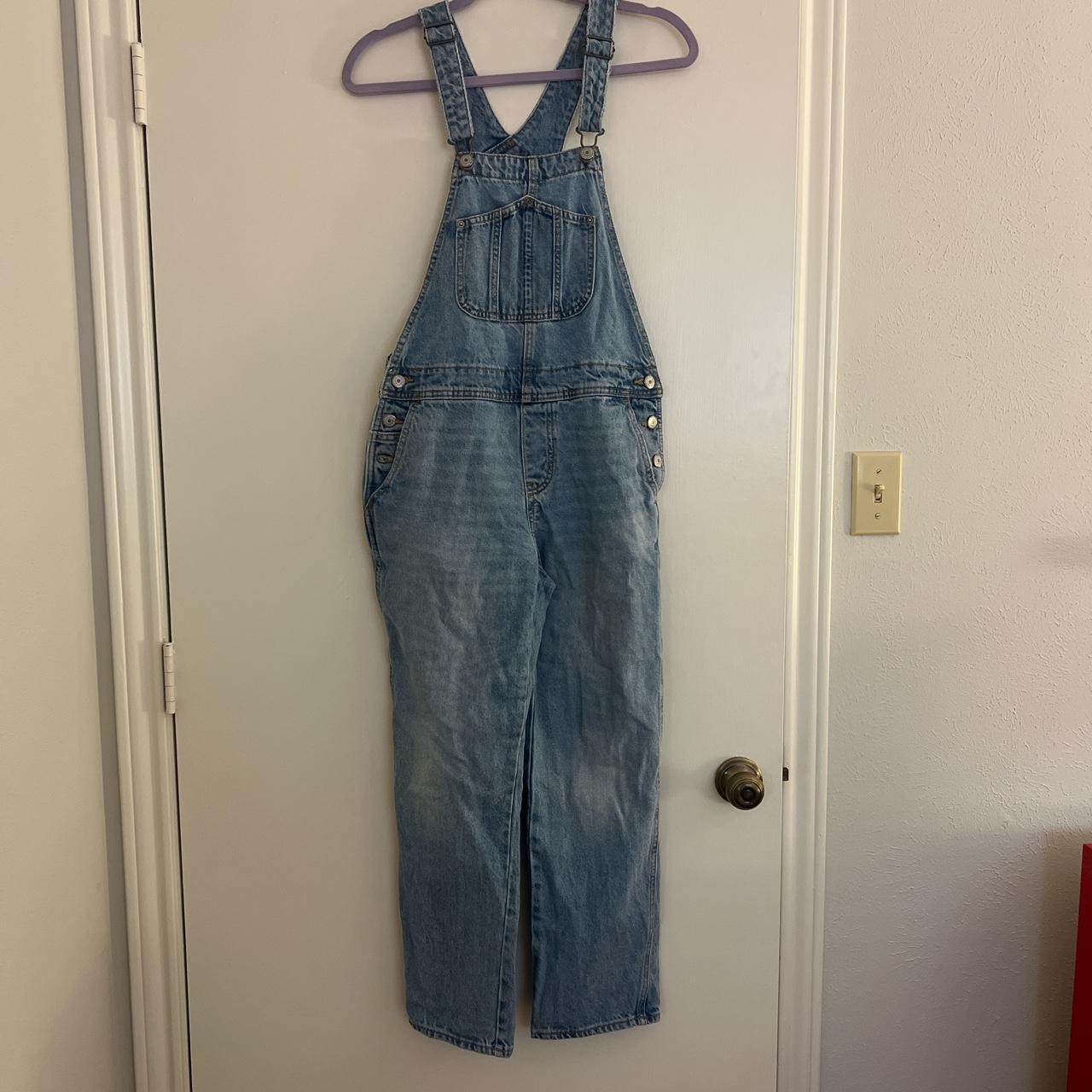 Old navy overalls size 0. Really love these overall... - Depop