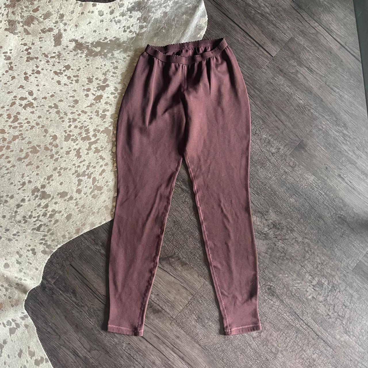 Patagonia Women's Burgundy and Red Leggings | Depop