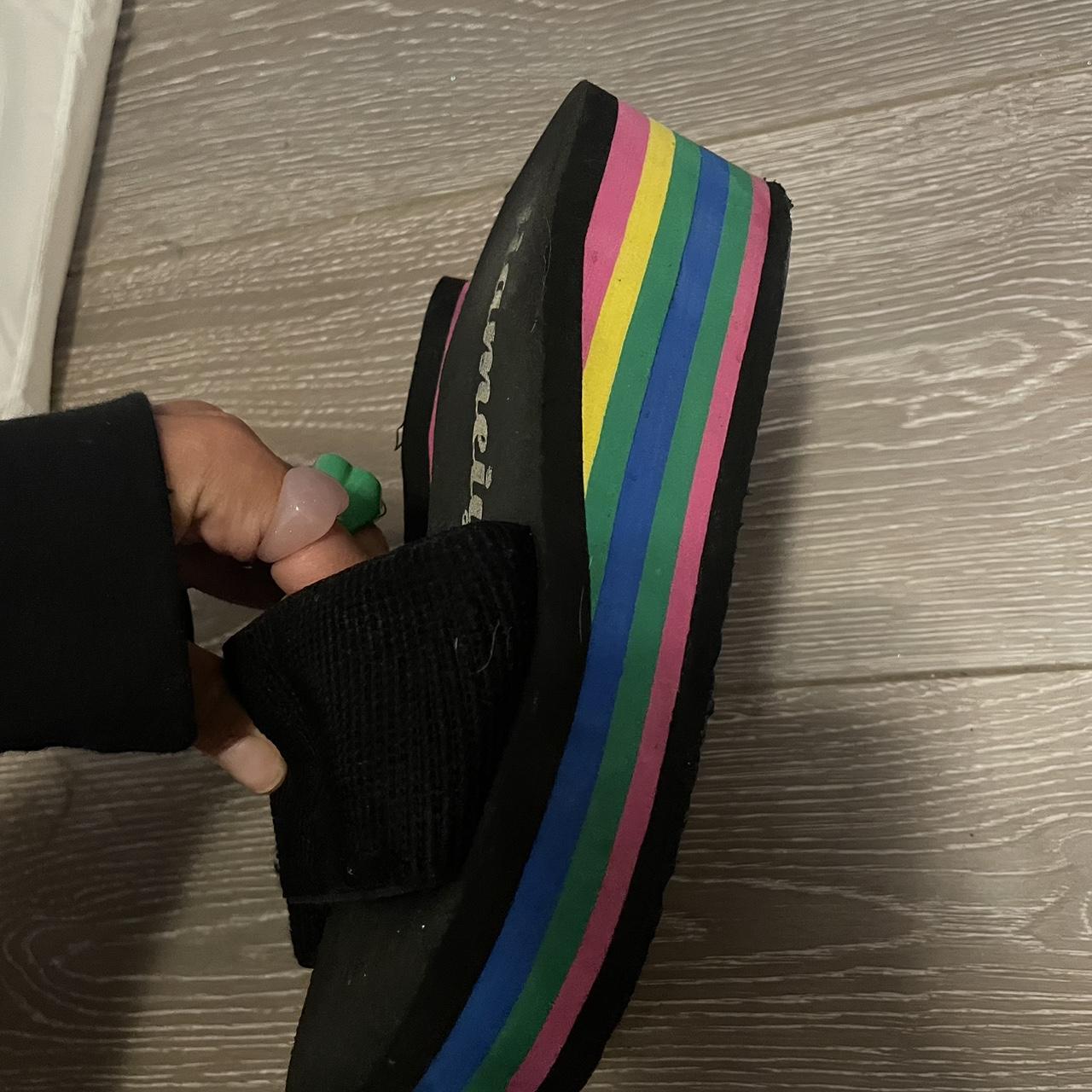 item listed by kfogeyyy