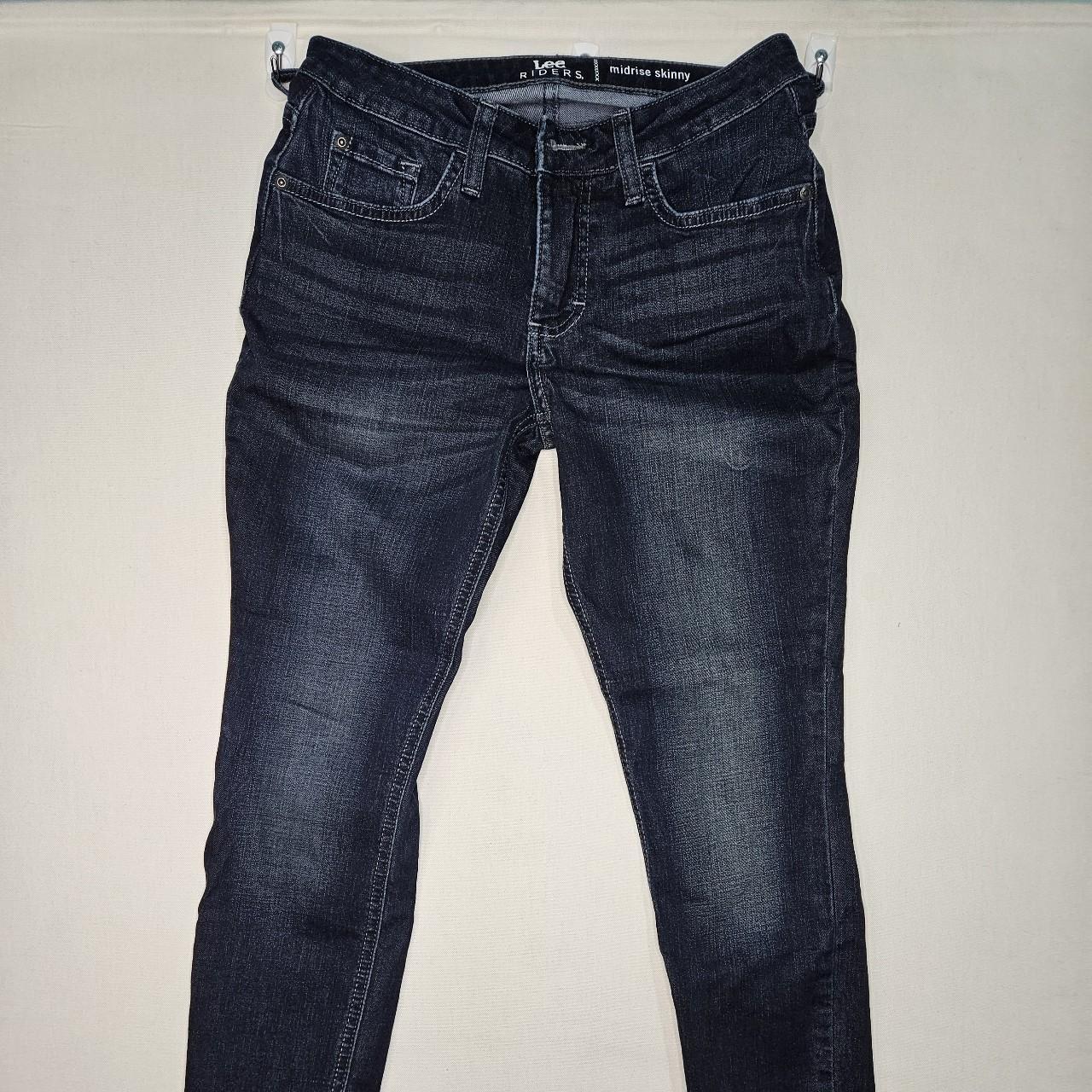 Lee riders mid rise skinny jeans size 6 P Lee