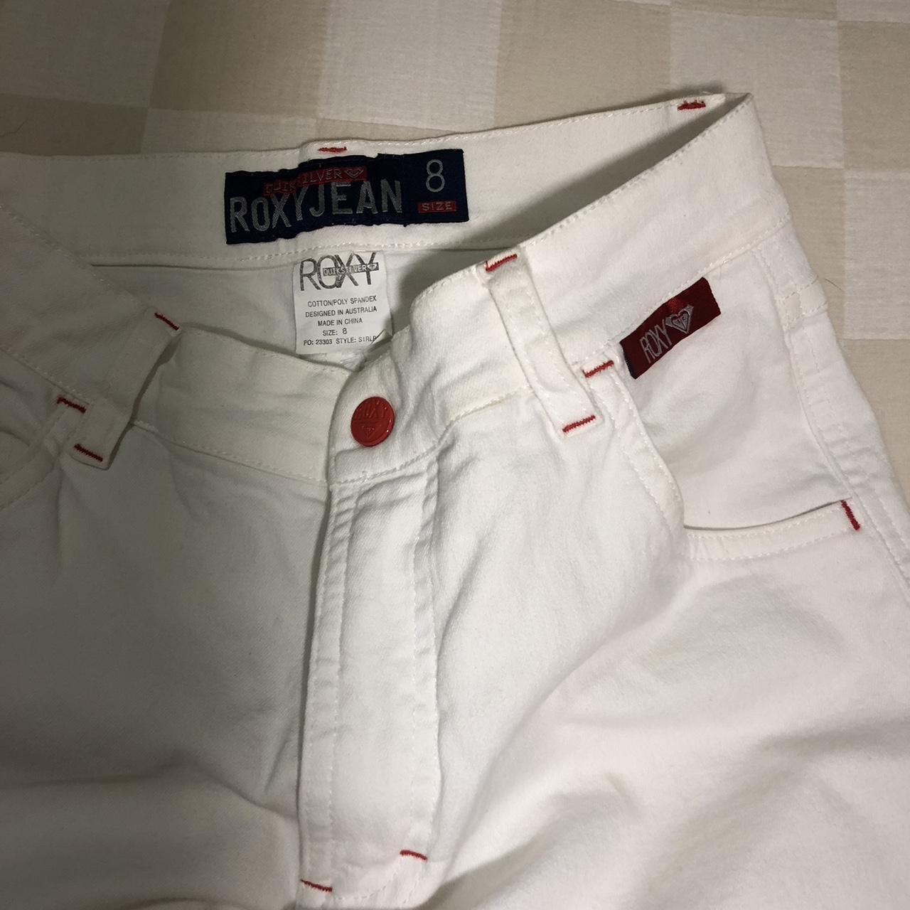 White Roxy capri pants Size 8 In amazing condition... - Depop