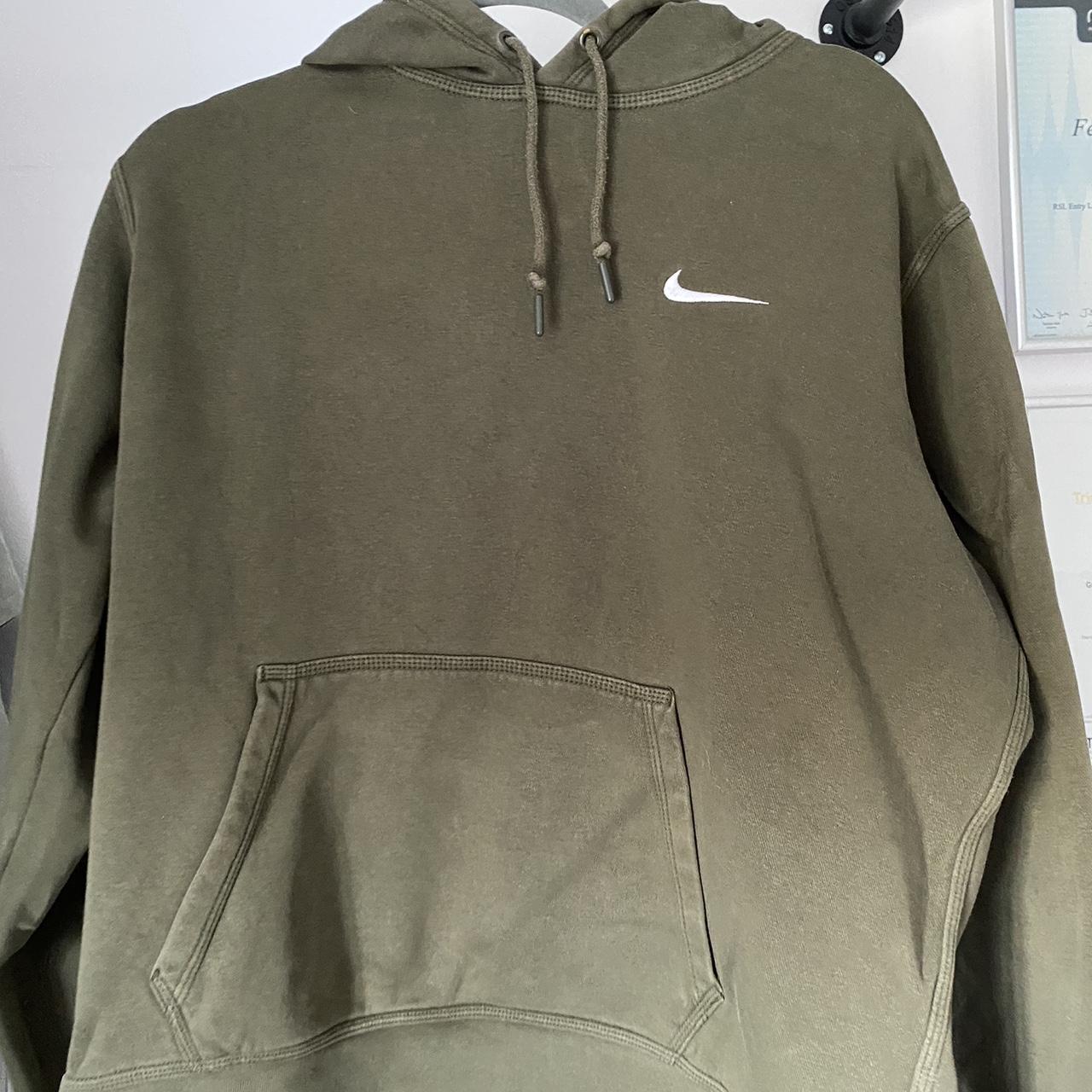 mens medium nike hoodie