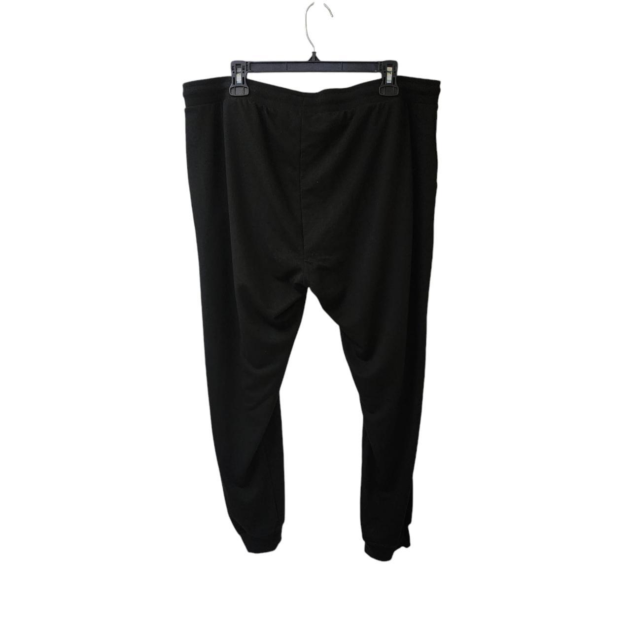 Adrienne Vittadini Sport Black Crop Capri