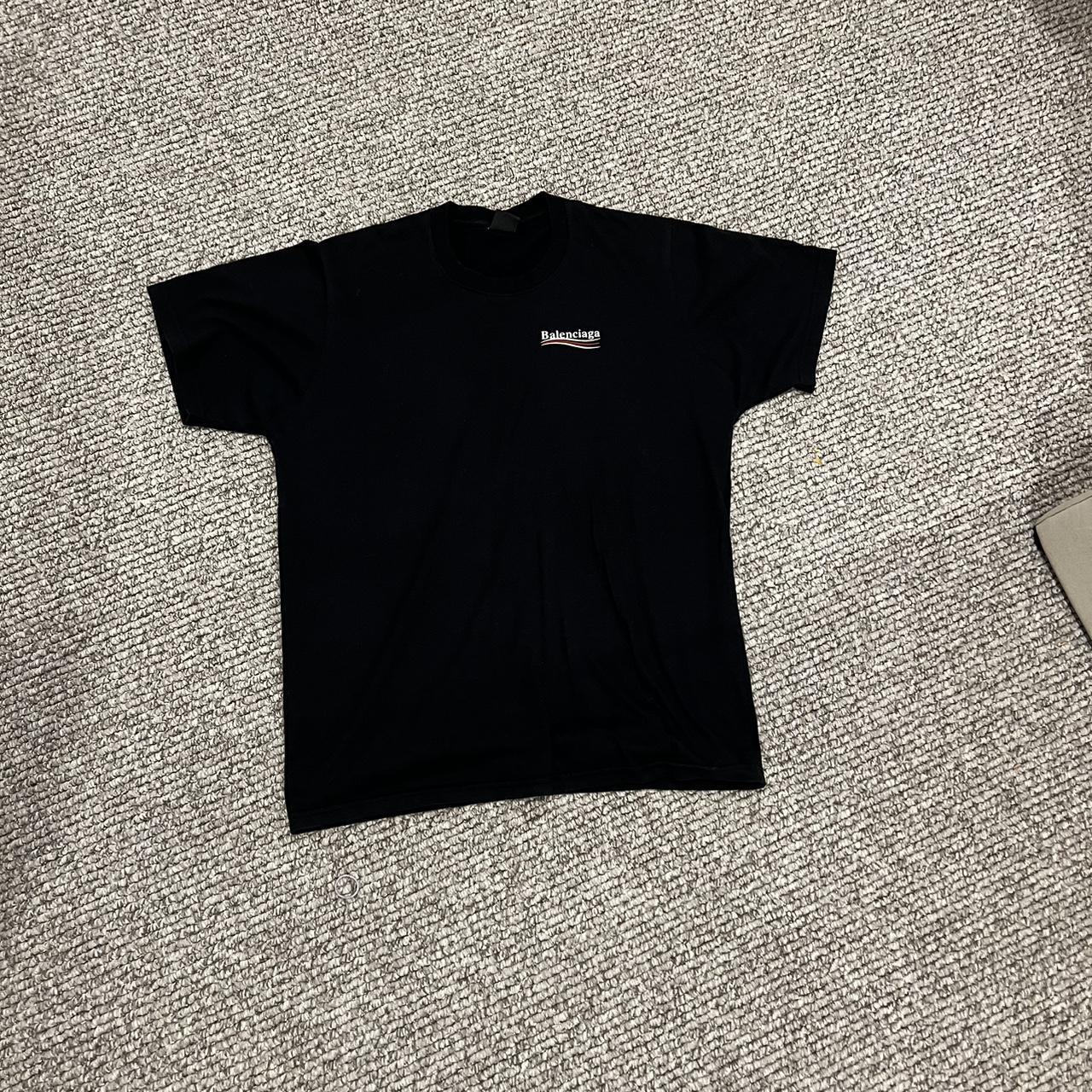 Balenciaga Tshirt L/XL - Depop