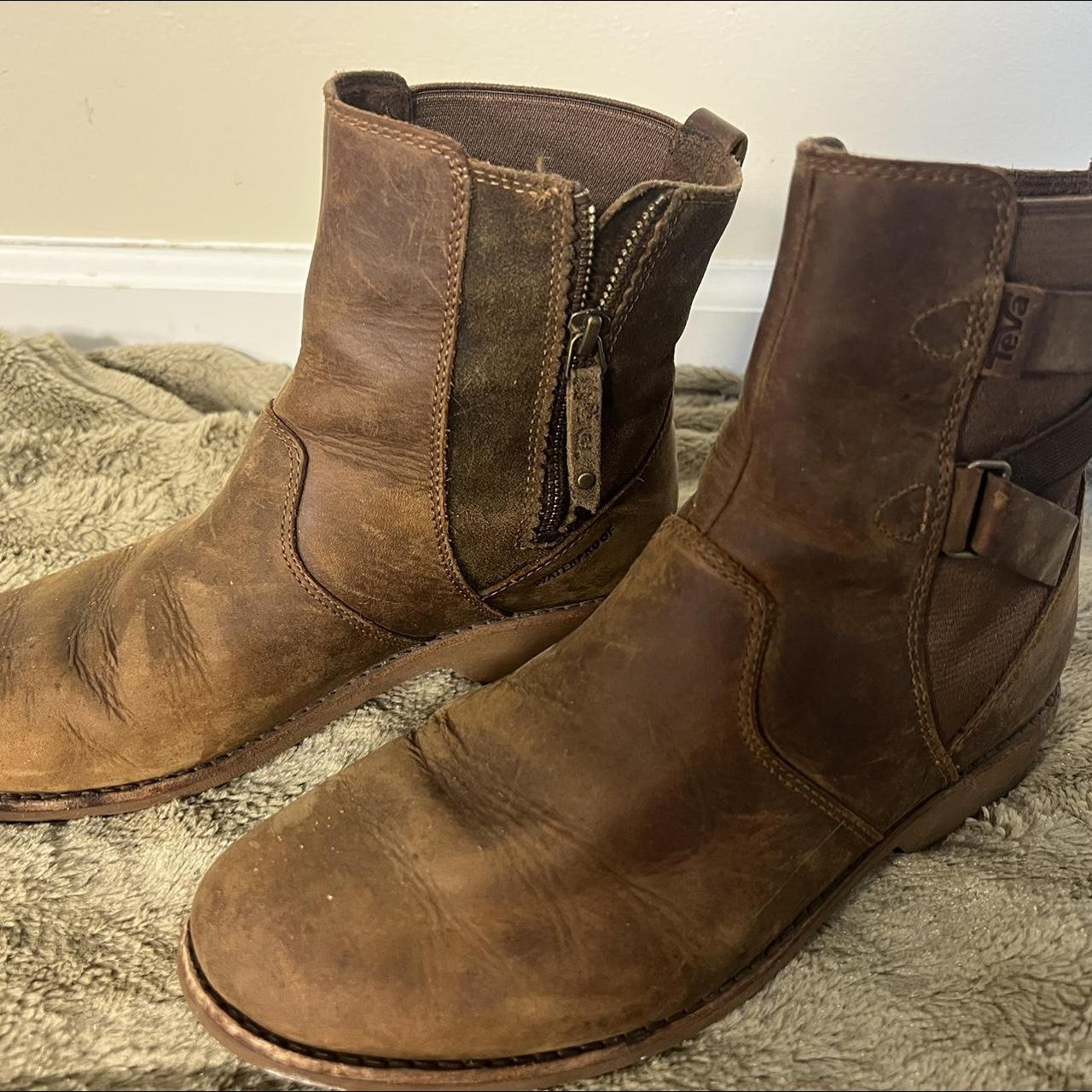 Teva cowboy hot sale boots