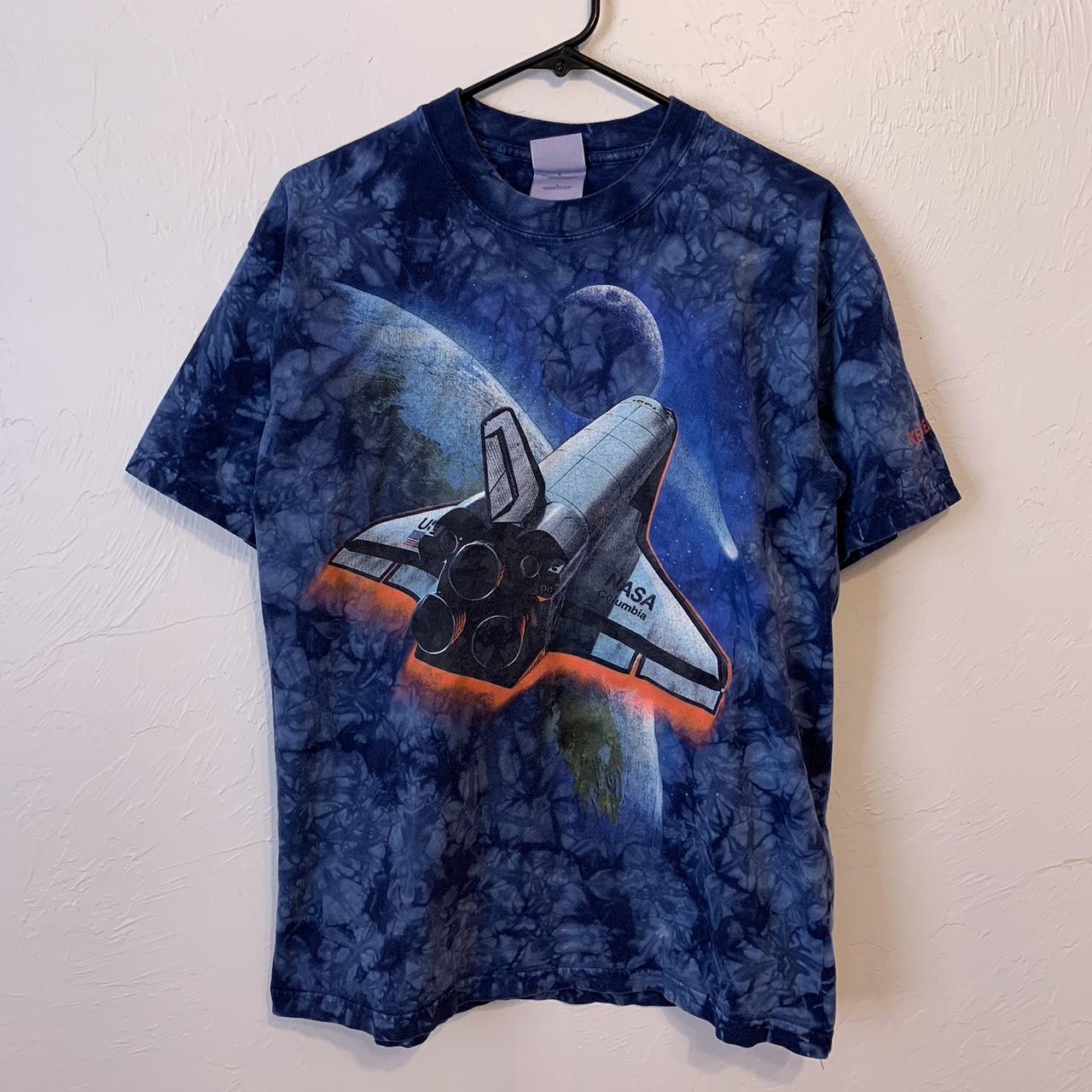 American Vintage Men's Navy and Blue T-shirt | Depop