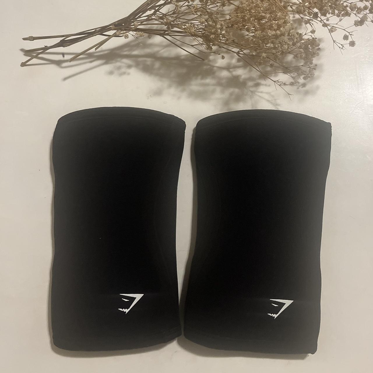Perfect gymshark knee sleeves! Size large. Wanted to... Depop