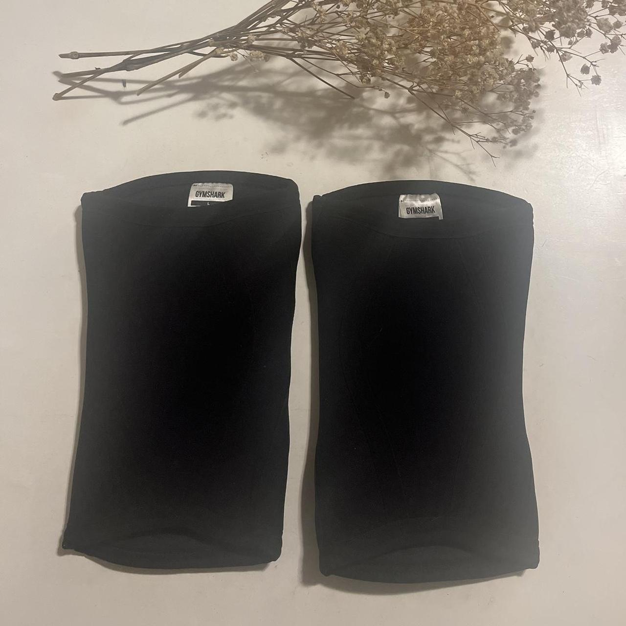Perfect gymshark knee sleeves! Size large. Wanted to... Depop