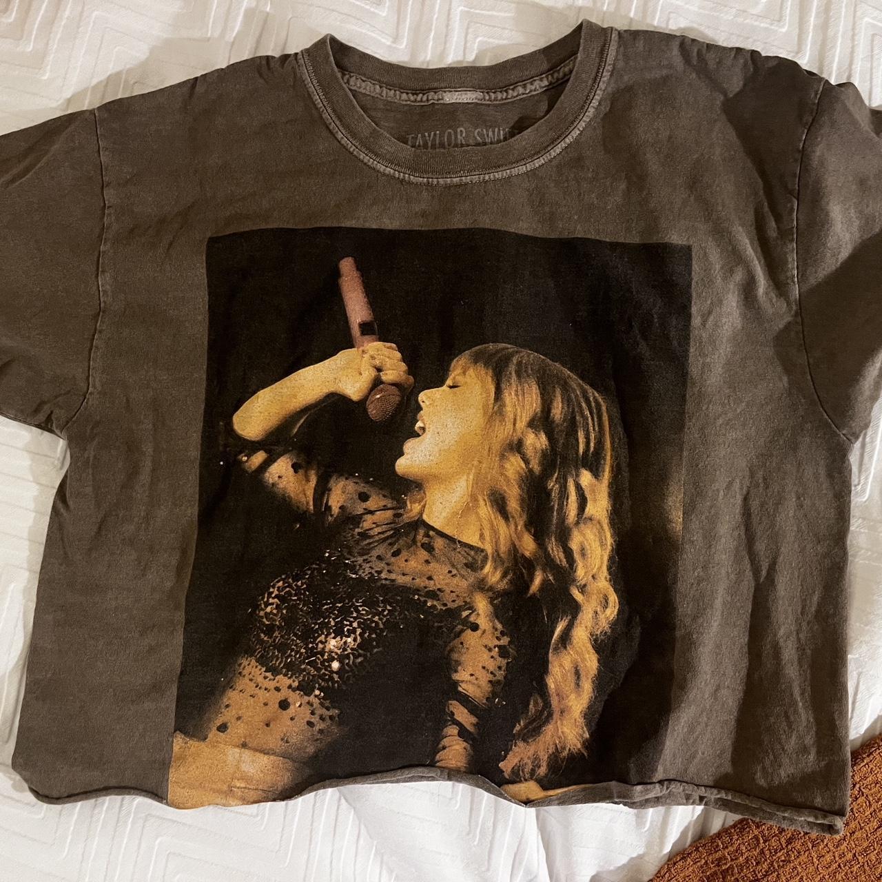 taylor swift urban outfitters exclusive red taylors... Depop