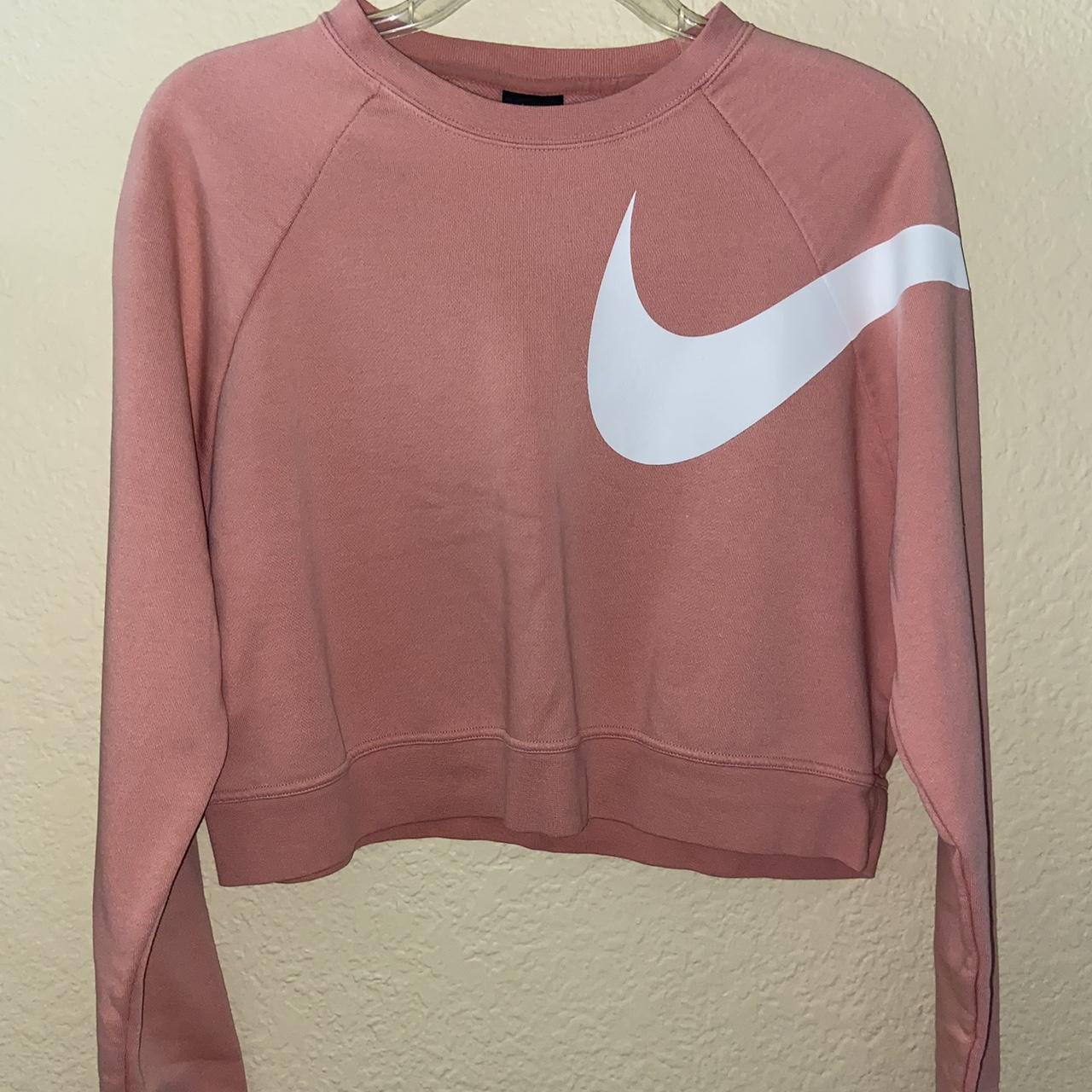 Borrar vesícula biliar Dislocación Nike Women's White and Pink Sweatshirt | Depop
