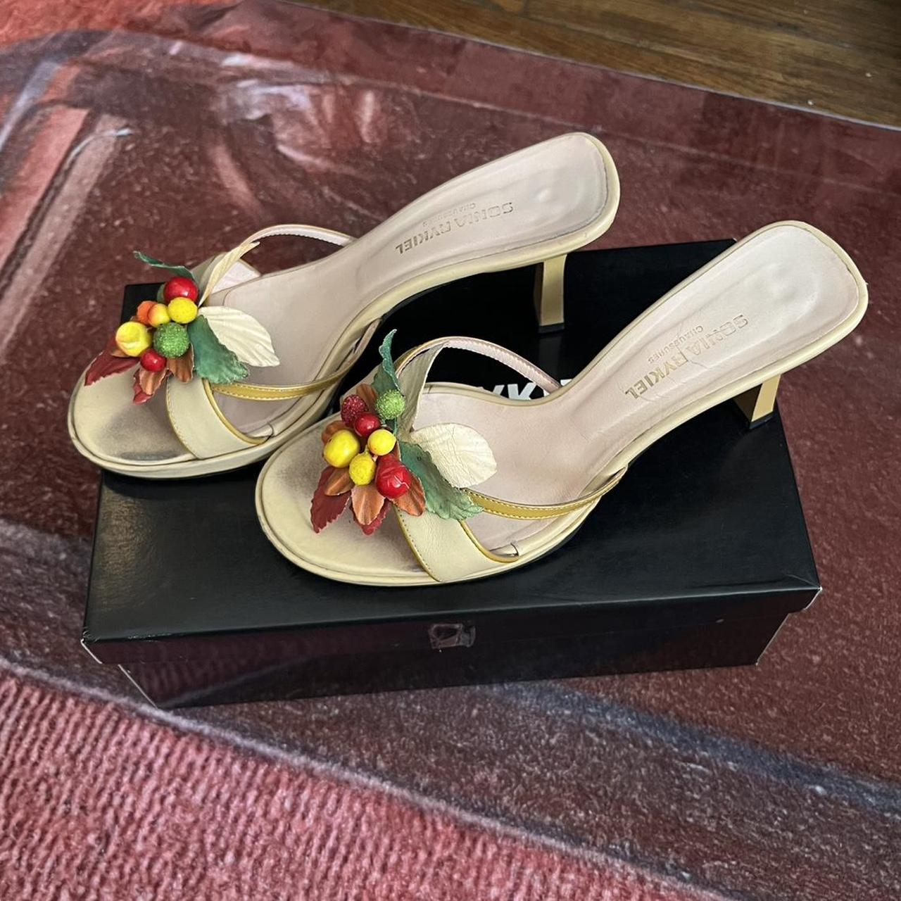 item listed by sarayukiko