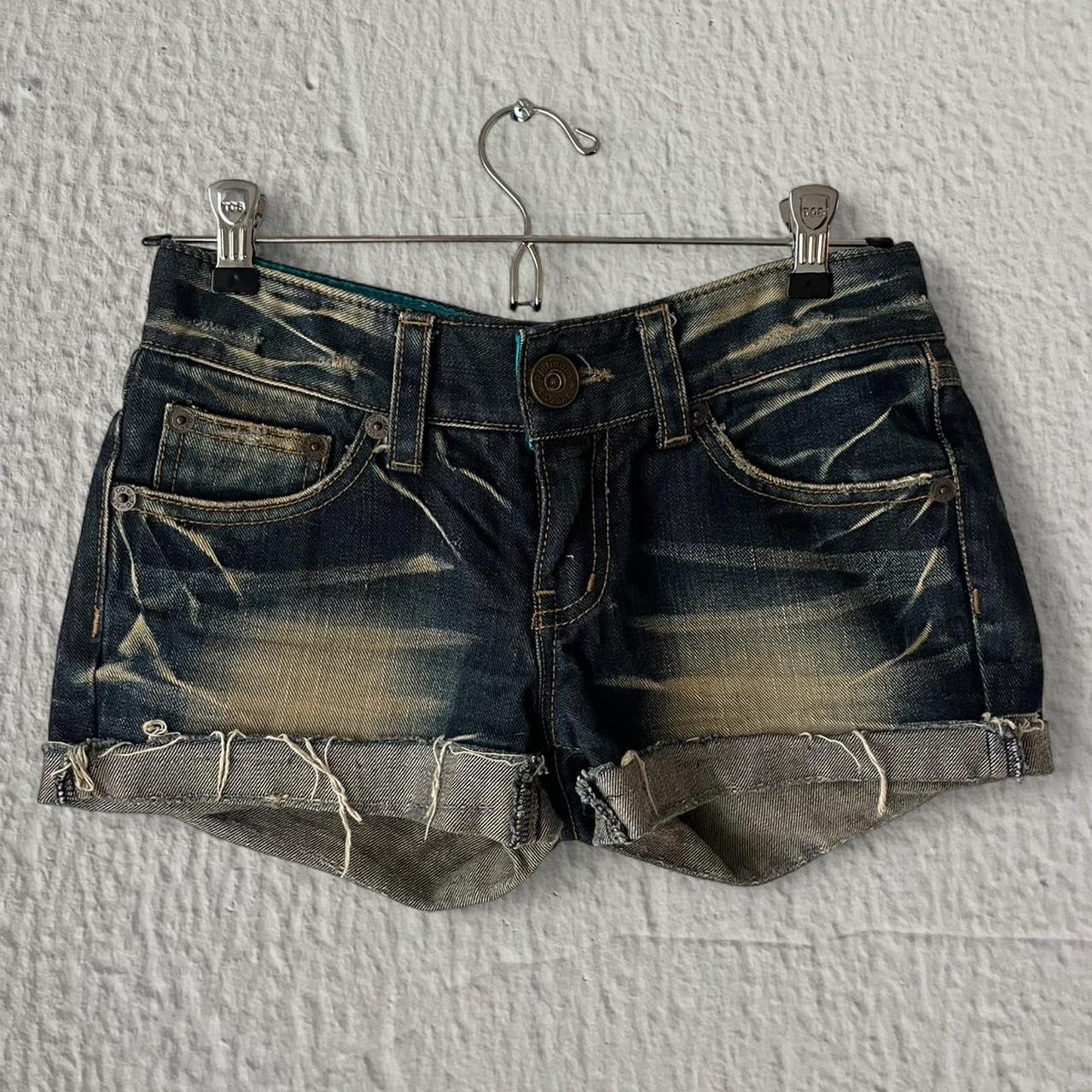 item listed by sarayukiko