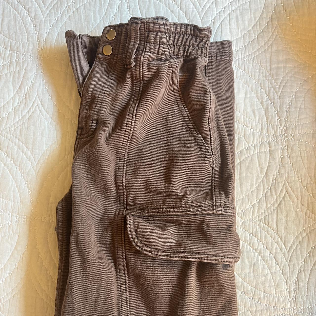 Brown straight-leg cargo pants! Perfect piece for... - Depop