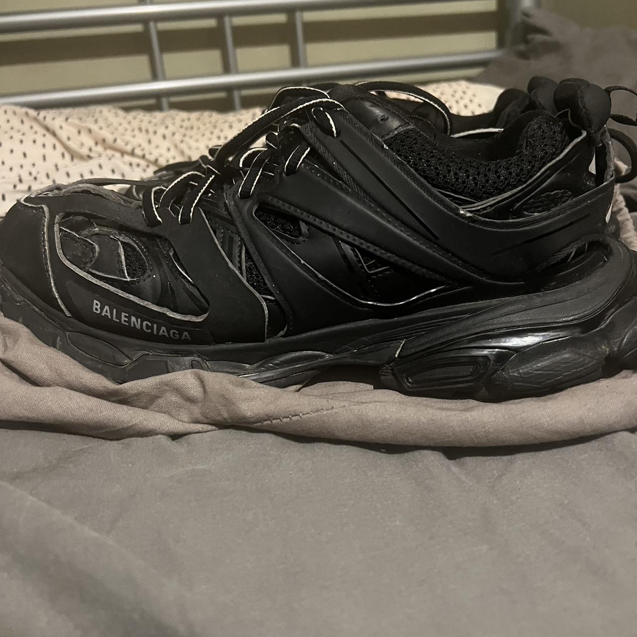 Balenciaga track hot sale triple black