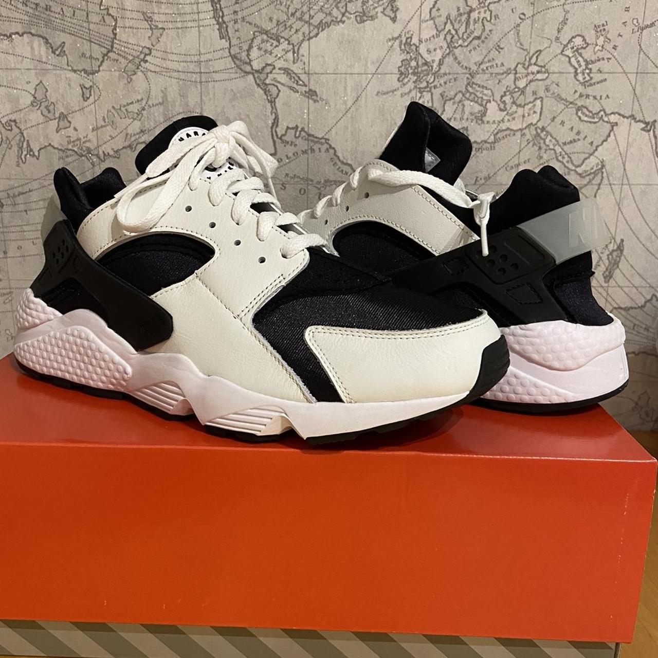 Black huaraches clearance size 11