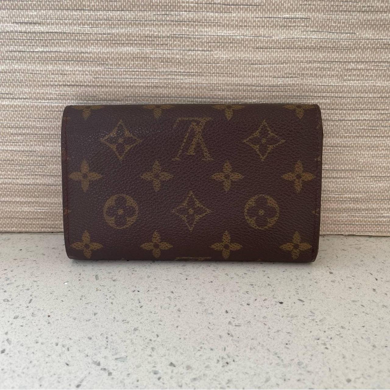 Louis Vuitton Monogram Porte Tresor International - Depop