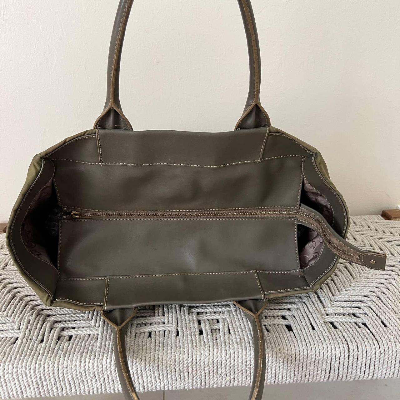Marc Jacobs Diaper Bag used with stain at zipper - Depop